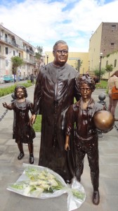 Statua Don Gabriele Laudiero
